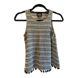 W5 women’s sleeveless top with fringe size XS